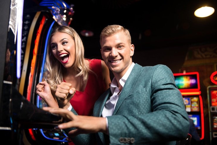 Antarmuka seluler homebet88 yang responsif dan ramah pengguna Aplikasi mobile homebet88 menampilkan tabel poker dengan streaming langsung berkualitas tinggi